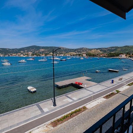 Bd Suites Foça Bagian luar foto