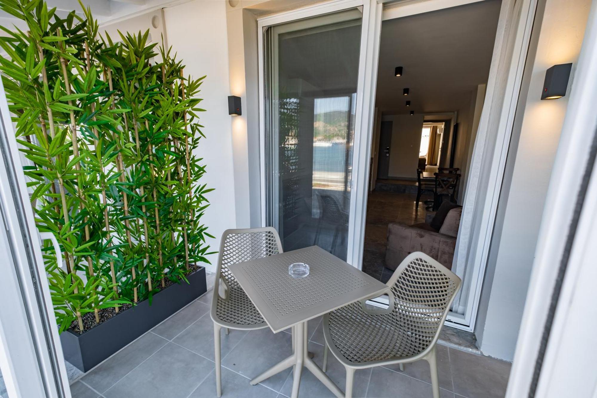 Bd Suites Foça Bagian luar foto