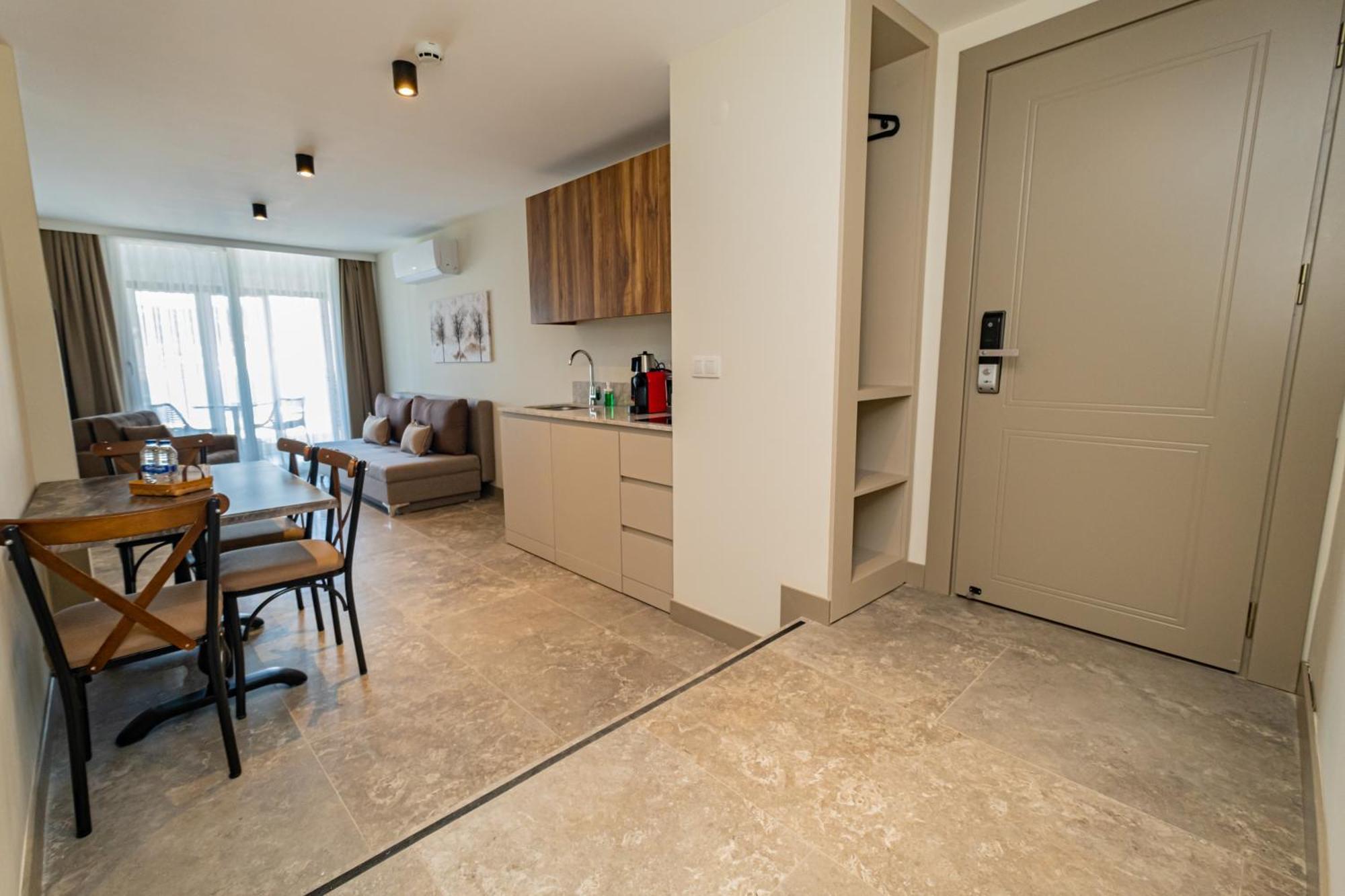 Bd Suites Foça Bagian luar foto