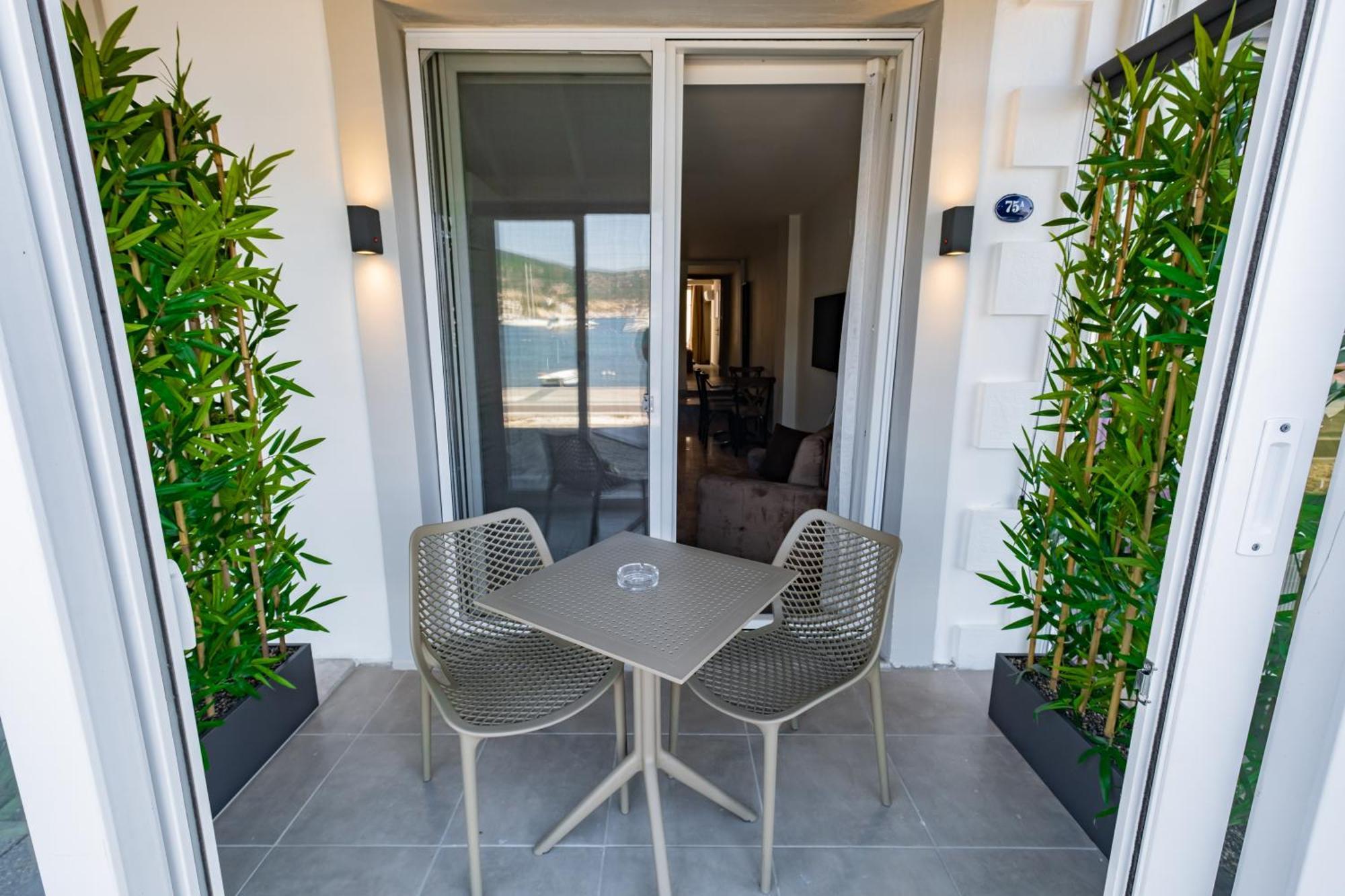 Bd Suites Foça Bagian luar foto